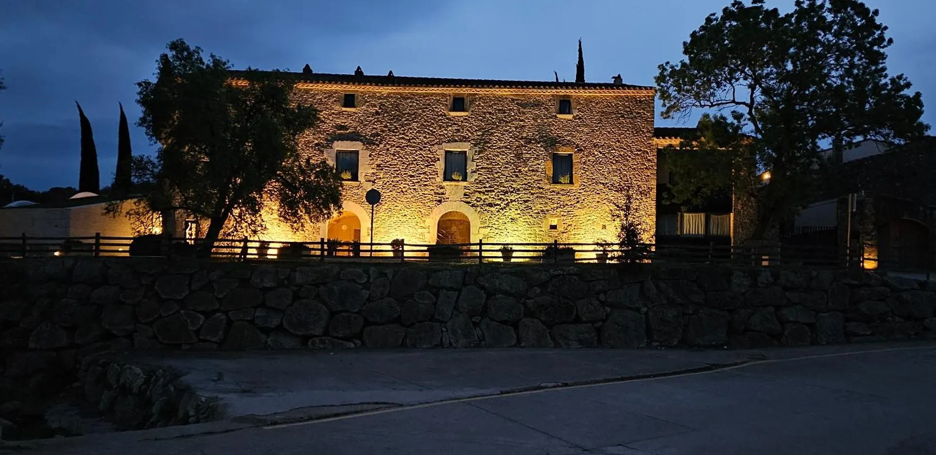 Arcs De Monells - Adults Only Hotel