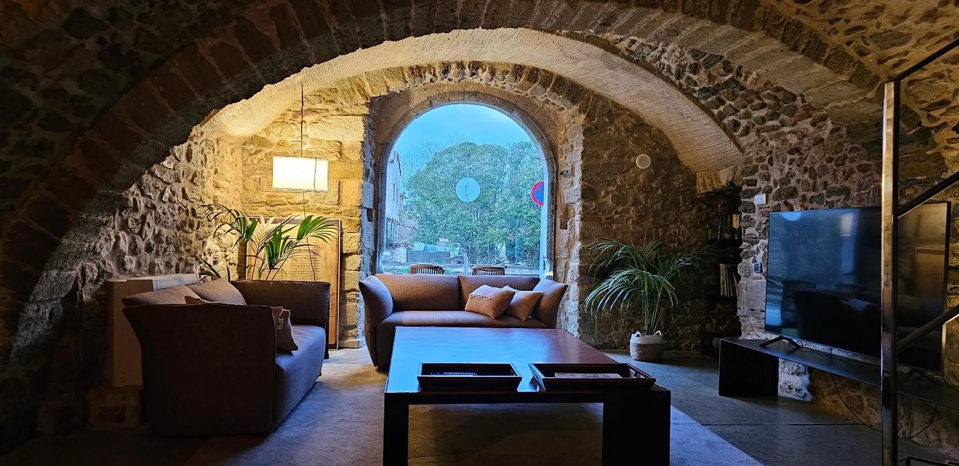 Hotel Arcs De Monells - Adults Only